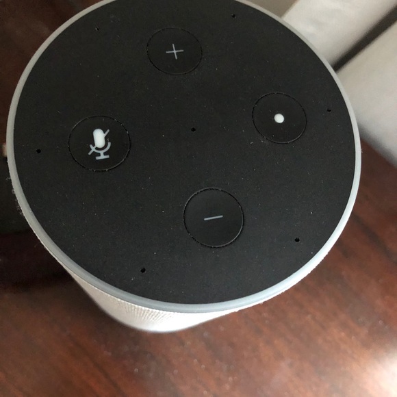 Amazon Echo - Picture 3 of 4